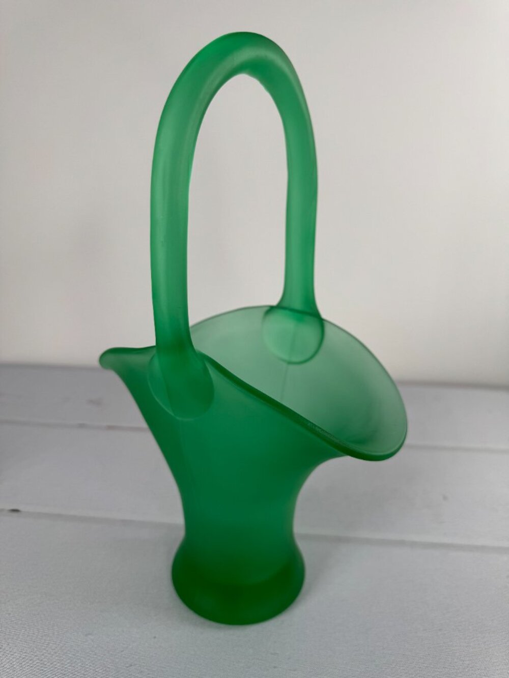 Vintage Tiffin Green Satin Uranium Glass Flower Basket Vase - Picture 4 of 8
